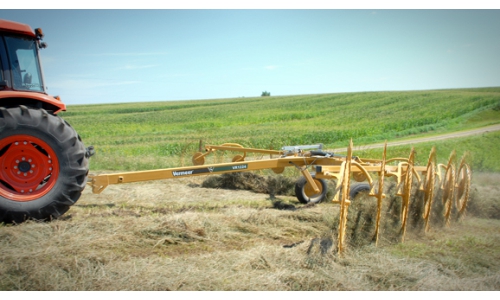 Simmonds Pin Wheel Rake VR1224 Carted Wheel Rake - Sink Farm Equipment